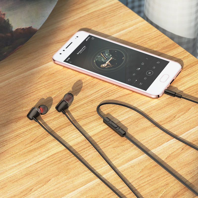 HOCO M107 Wired earphones 3.5mm with mic HOCO M107 Wired earphones 3.5mm with mic